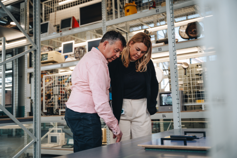 Museumonderzoekers enthousiast over Oyfo Techniekmuseum.